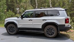 Land Cruiser 2.jpg