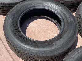 Set of five tires! 245/70 R18 Yokohama Geolandar X-CV. For good beer/obo.