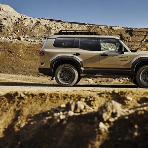 custom-2024-lexus-gx550-2.jpg