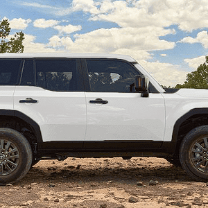 landcruiser-ice-cap2.png