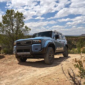 2024_Toyota_Land_Cruiser_005.jpg