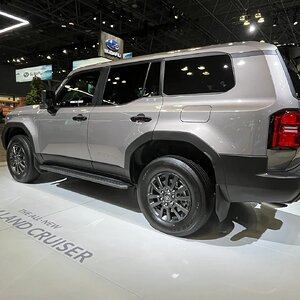 2024-new-york-auto-show-land-cruiser.jpg