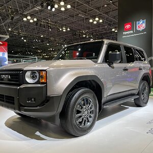 2024-new-york-auto-show-land-cruiser2.jpeg