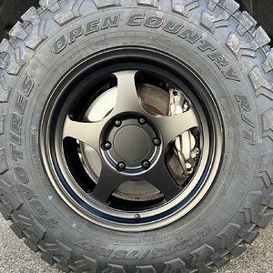 FN5579639N255 with 295-75R17 Toyo Rugged RT (4).jpg