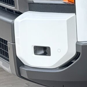 Land Cruiser Bumper.jpg