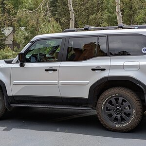 Land Cruiser 2.jpg