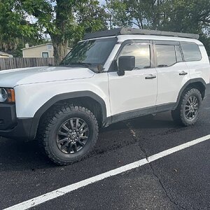LCHDTires.jpg