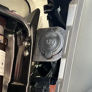 2 12v Outlet 1.JPG