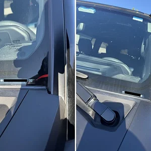22 Windshield Trim.jpg