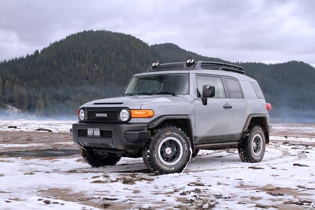 2013-fj-cement-gray-tractionlife.jpg