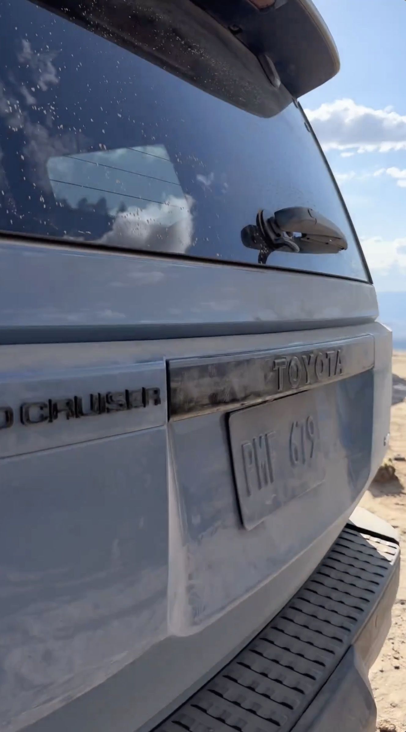 2024 land cruiser-rear 1.jpg