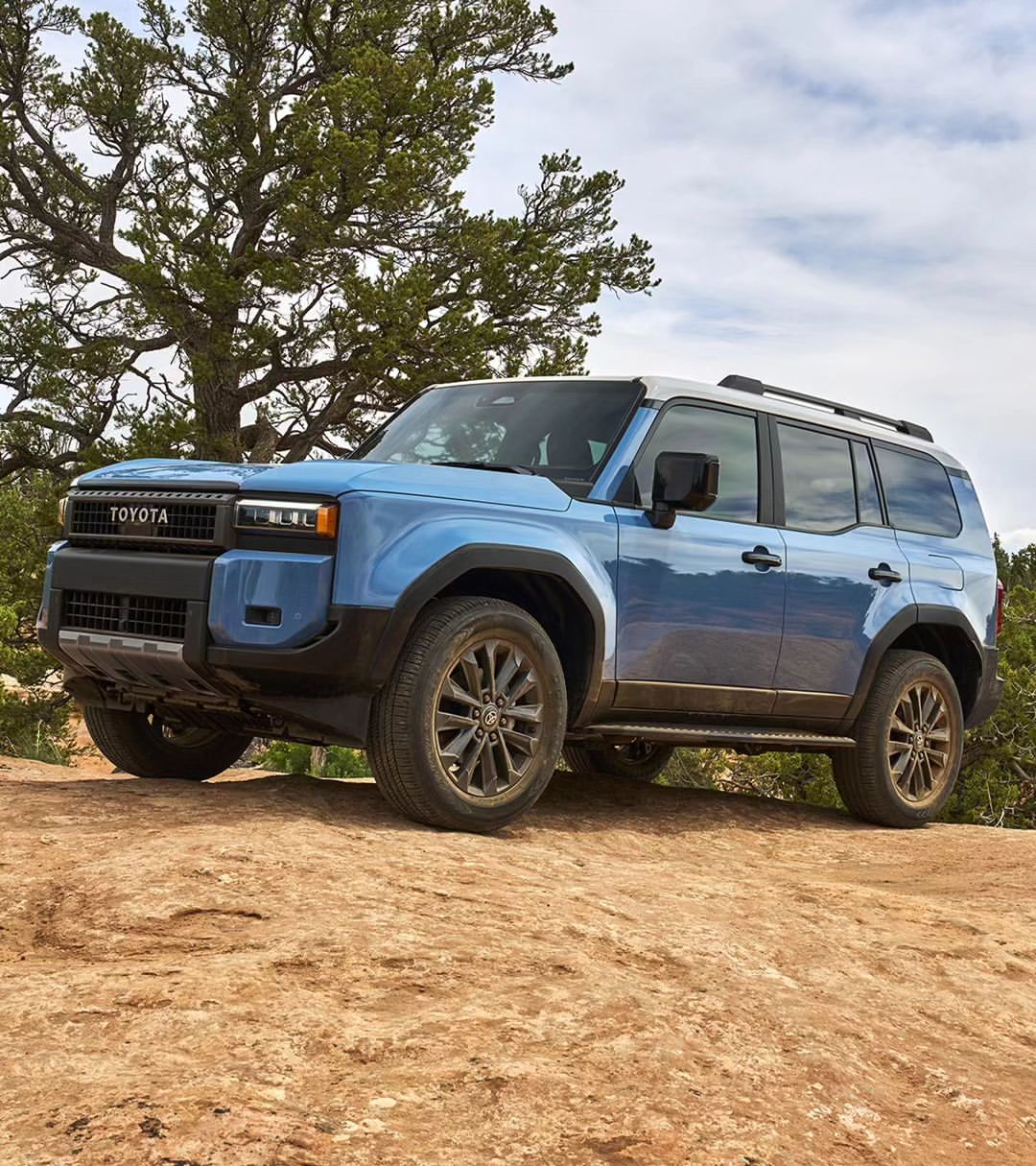 2024-landcruiser-official-4.jpeg