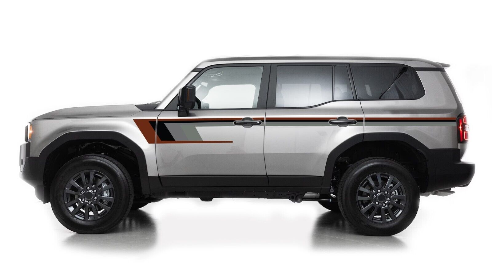 2024-landcruiser-retro-graphics1.jpg