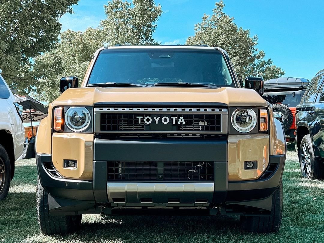 2024landcruisertraildustoffgridrunner3.jpg