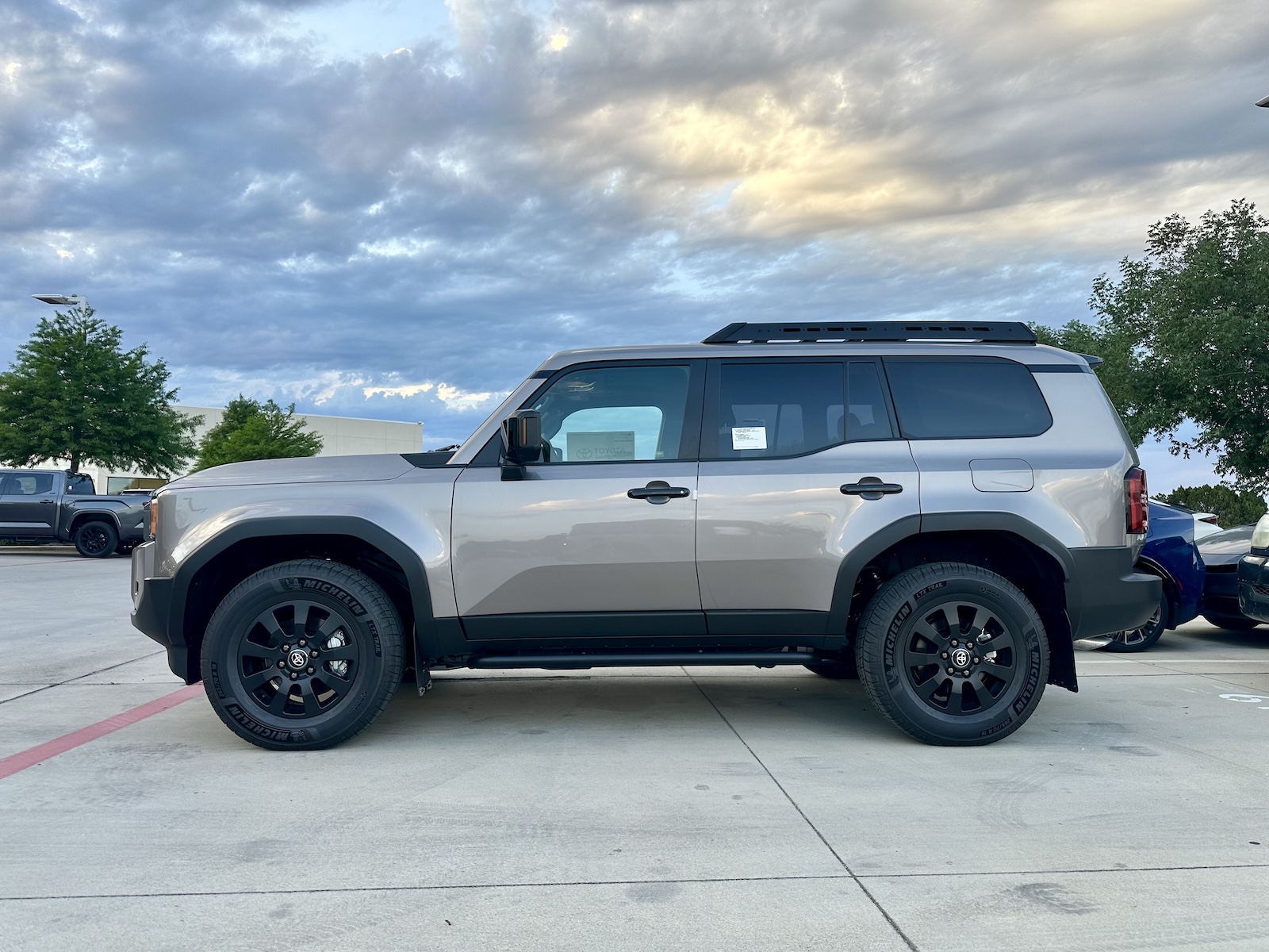 24-landcruiser-bs-ms4.jpeg