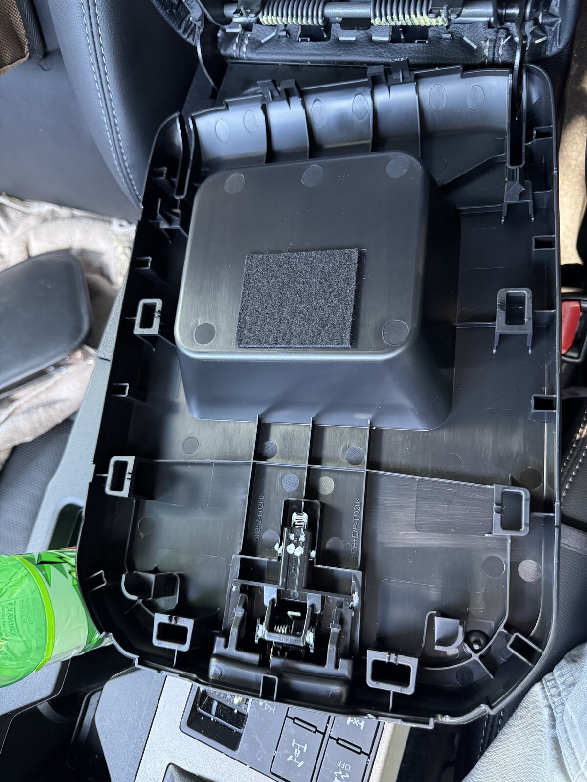 Console lid 3.jpeg