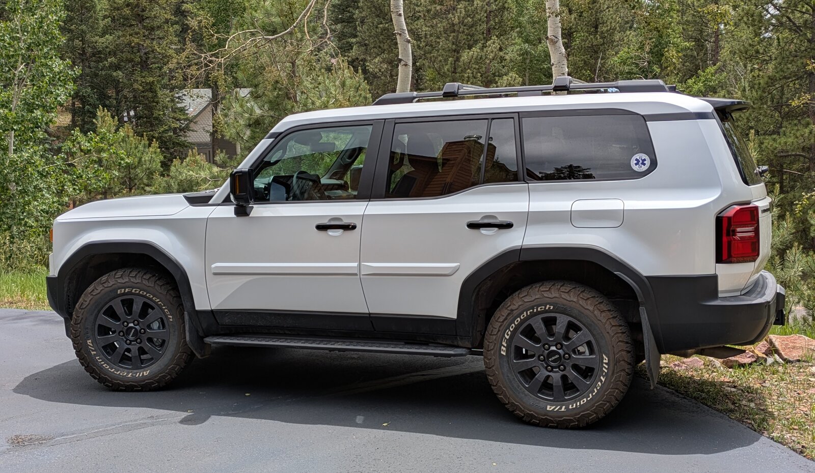 Land Cruiser 2.jpg